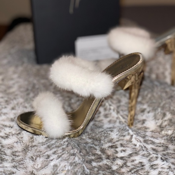 Giuseppe Zanotti mink heels - Picture 1 of 7